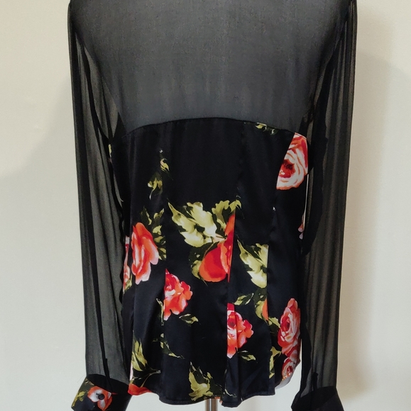 Floral silk blouse - Picture 2 of 3